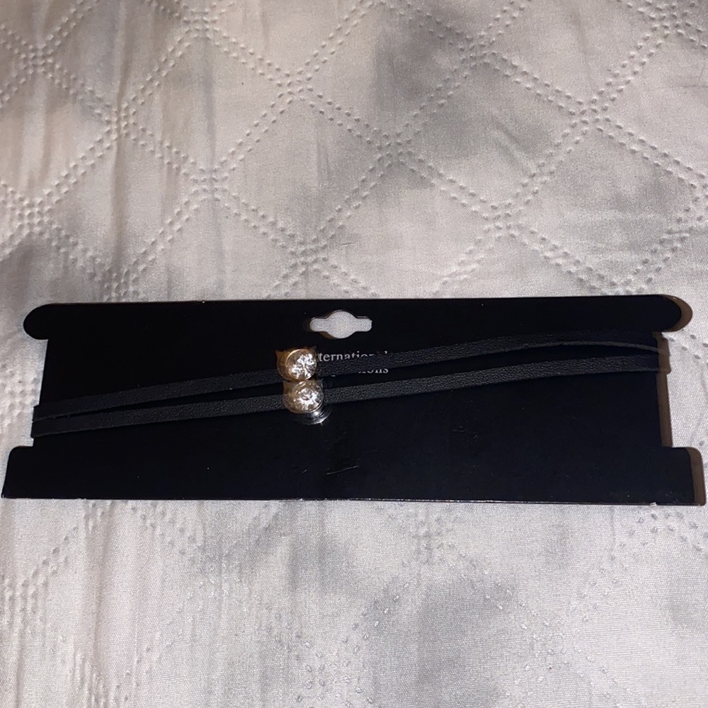 Chokers - Picture 2 of 2
